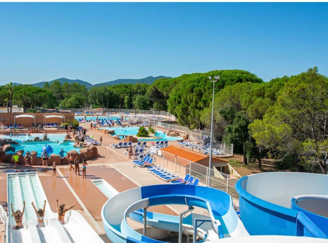 Camping Oasis Village Puget-sur Argens Bagian luar foto