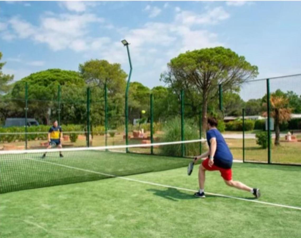 Camping Oasis Village Puget-sur Argens Bagian luar foto